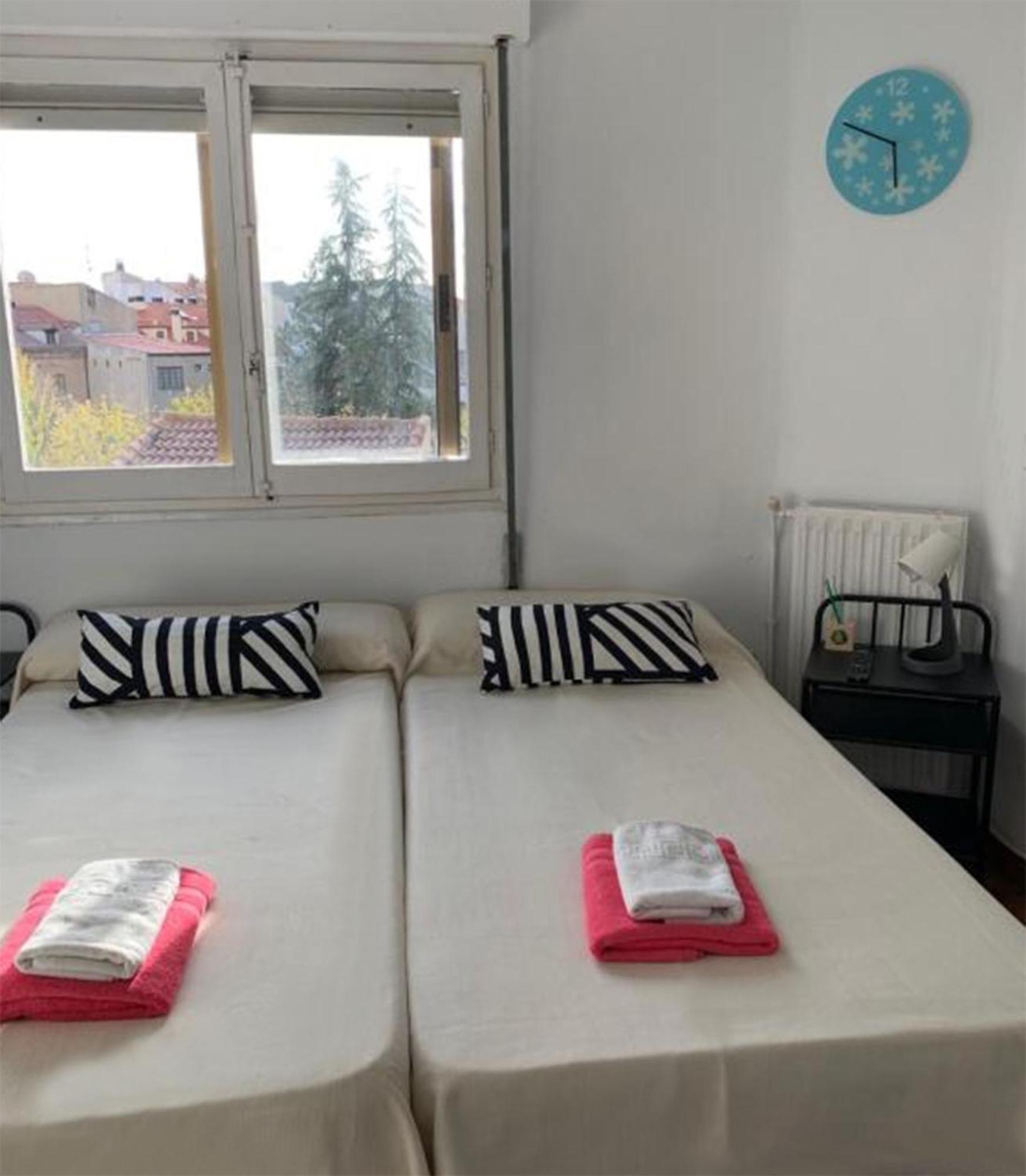 Hotel Y Restaurante Puerta De Aranda Аранда де Дуеро Екстериор снимка