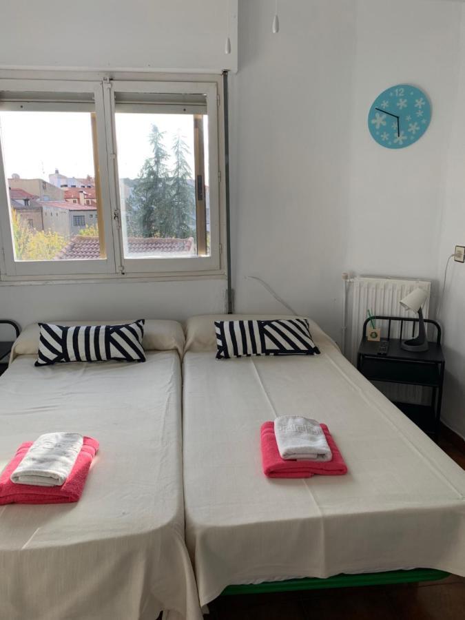 Hotel Y Restaurante Puerta De Aranda Аранда де Дуеро Екстериор снимка